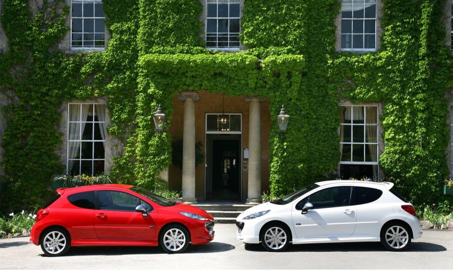  Peugeot 207 GTi THP 175 2008 года  (фото 46 из 49)